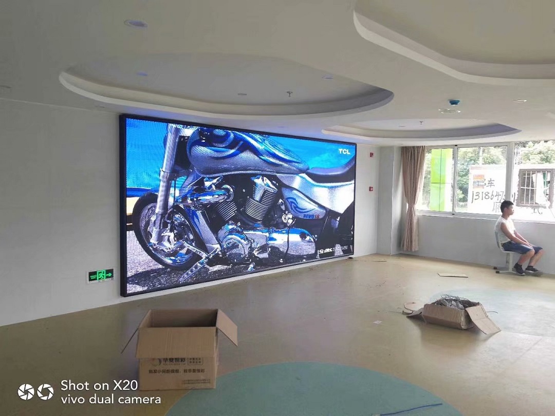 無錫市新橋幼兒園P3室內(nèi)全彩屏完美點亮！