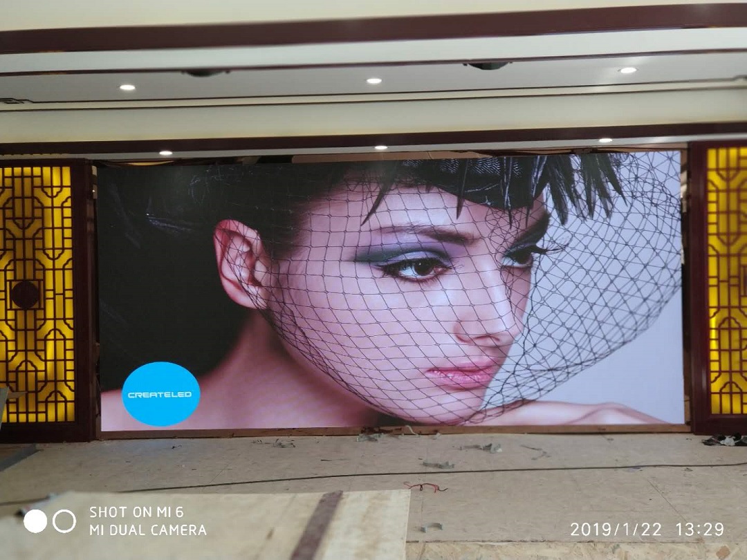 張家港周一堂健康養(yǎng)生P3全彩LED顯示屏完美點亮！