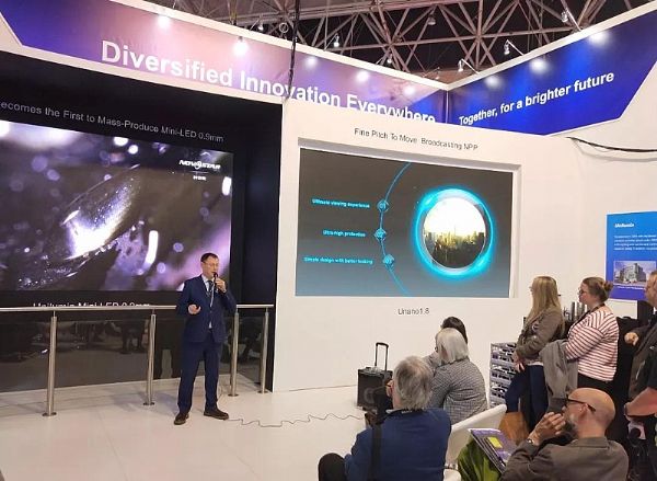 站在百億門檻，2019年<a href=http://m.jzrl365.com/xiaojianju/ target=_blank class=infotextkey>小間距</a>LED“換擋超車”