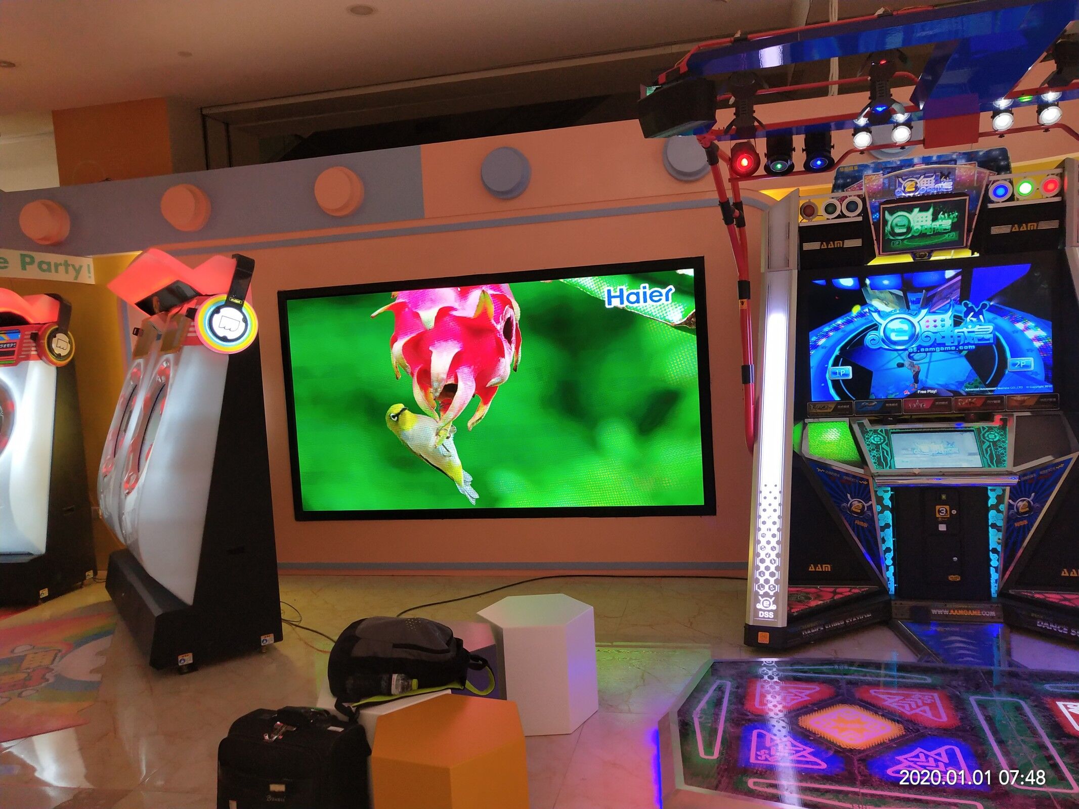 娛樂(lè)場(chǎng)所<a href=http://m.jzrl365.com target=_blank class=infotextkey>led屏</a>