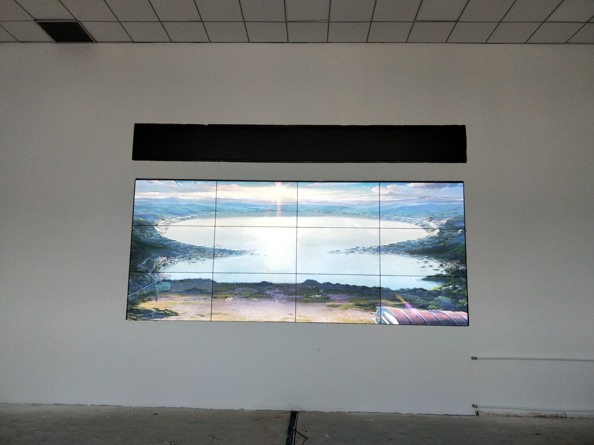 北京拼接屏55寸3.5mm拼縫落地式液晶拼接屏圖片 北京拼接屏55寸3.5mm拼縫落地式液晶拼接屏圖片