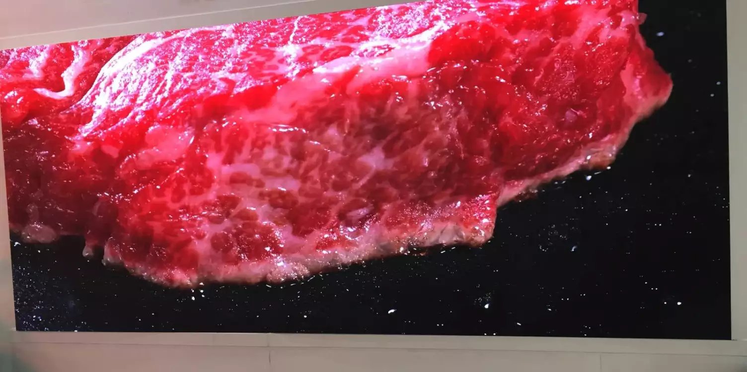 深圳華信通光電<a href=http://m.jzrl365.com/xiaojianju/ target=_blank class=infotextkey>小間距</a>高清<a href=http://m.jzrl365.com target=_blank class=infotextkey>led顯示屏</a>